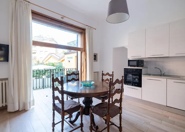 Gastone Rossi 12 ,1- Prime Apartman